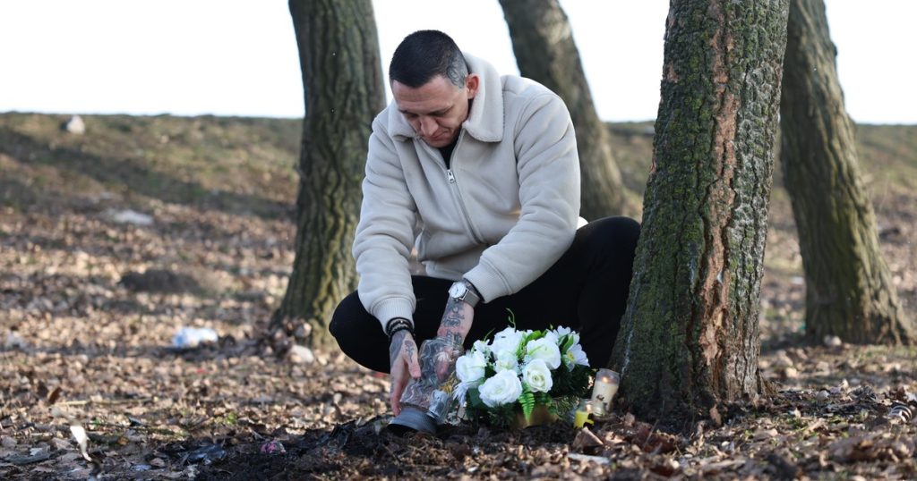 Egy csokor virággal érkezett a halálos baleset helyszínére Jákli Mónika volt férje, Boráros Gábor