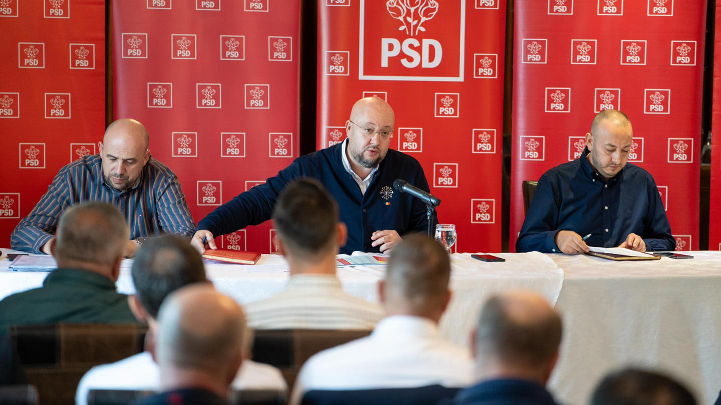 Constantin Rădulescu: PSD trebuie să continue la guvernare, iar plecarea PNL-ului și USR-ului ar fi salvarea pentru coaliție Liderul social-democraților din Vâlcea, Constantin Rădulescu, a fost vineri un interlocutor direct în declarațiile sale despre situația actuală a coaliției de guvernare
