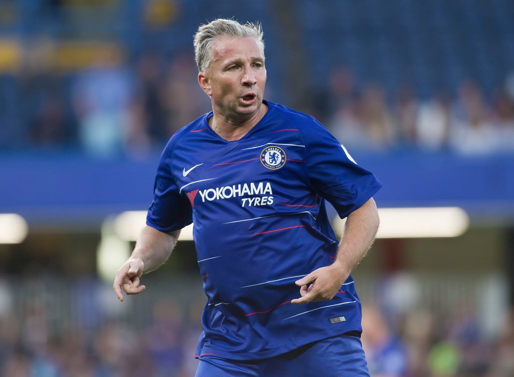 Dan Petrescu, impresionat de surpriza pregătită de Chelsea