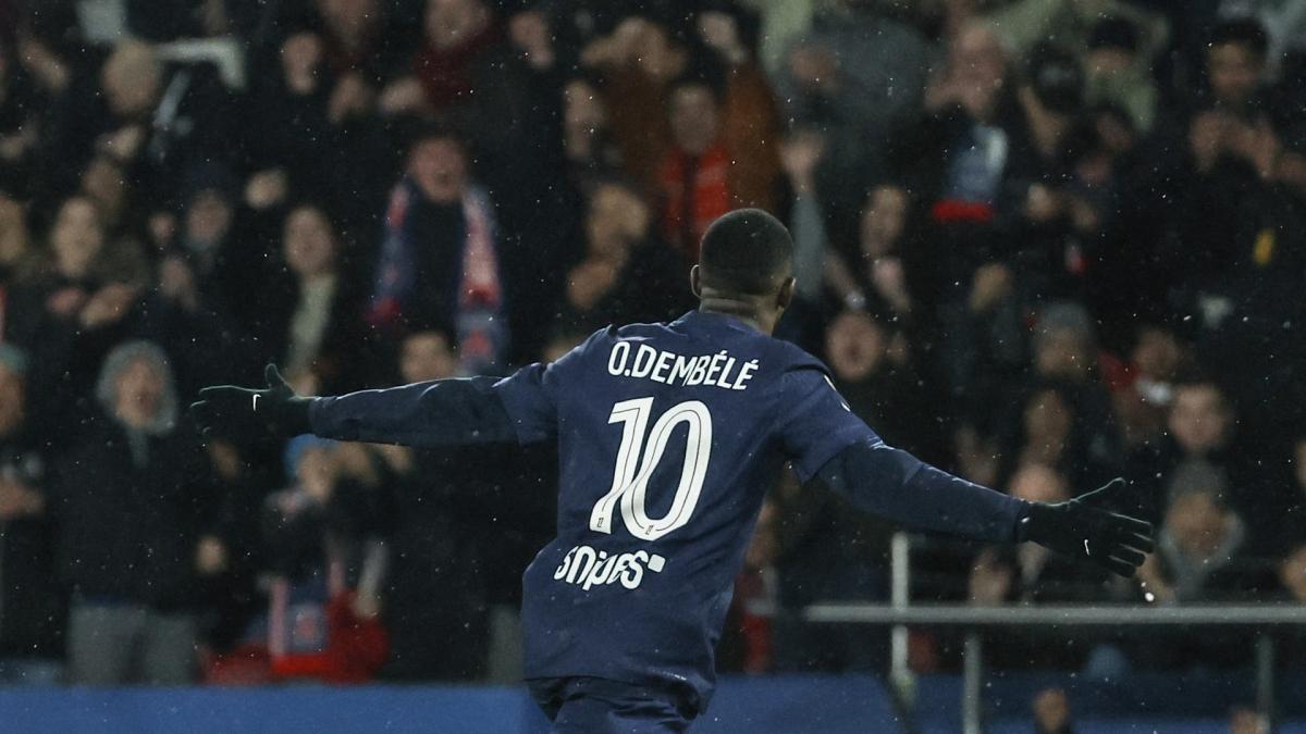 les joueurs du LOSC s’inclinent devant Ousmane Dembélé