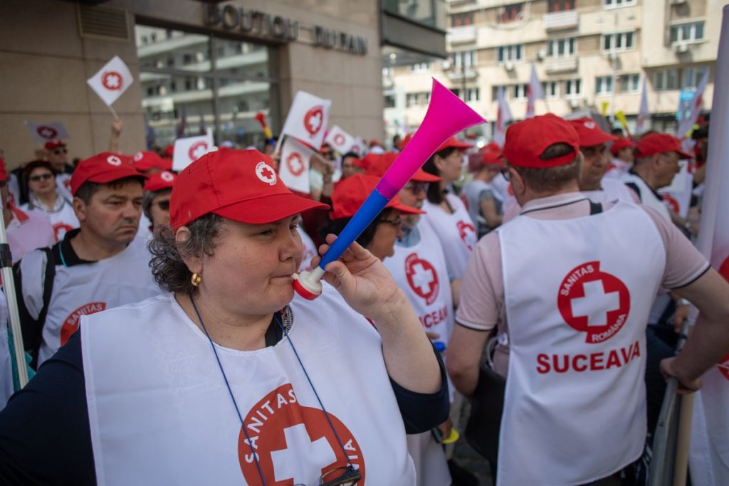 Sanitas amenință cu greva dacă Guvernul păstrează reducerea fondului de salarii cu 10%