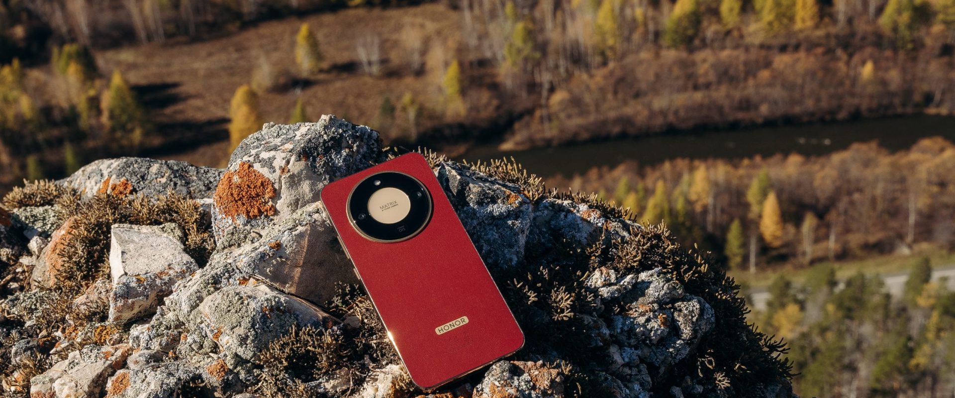 HONOR-Magic8-Lite_Reddish-Brown_2-scaled.jpg