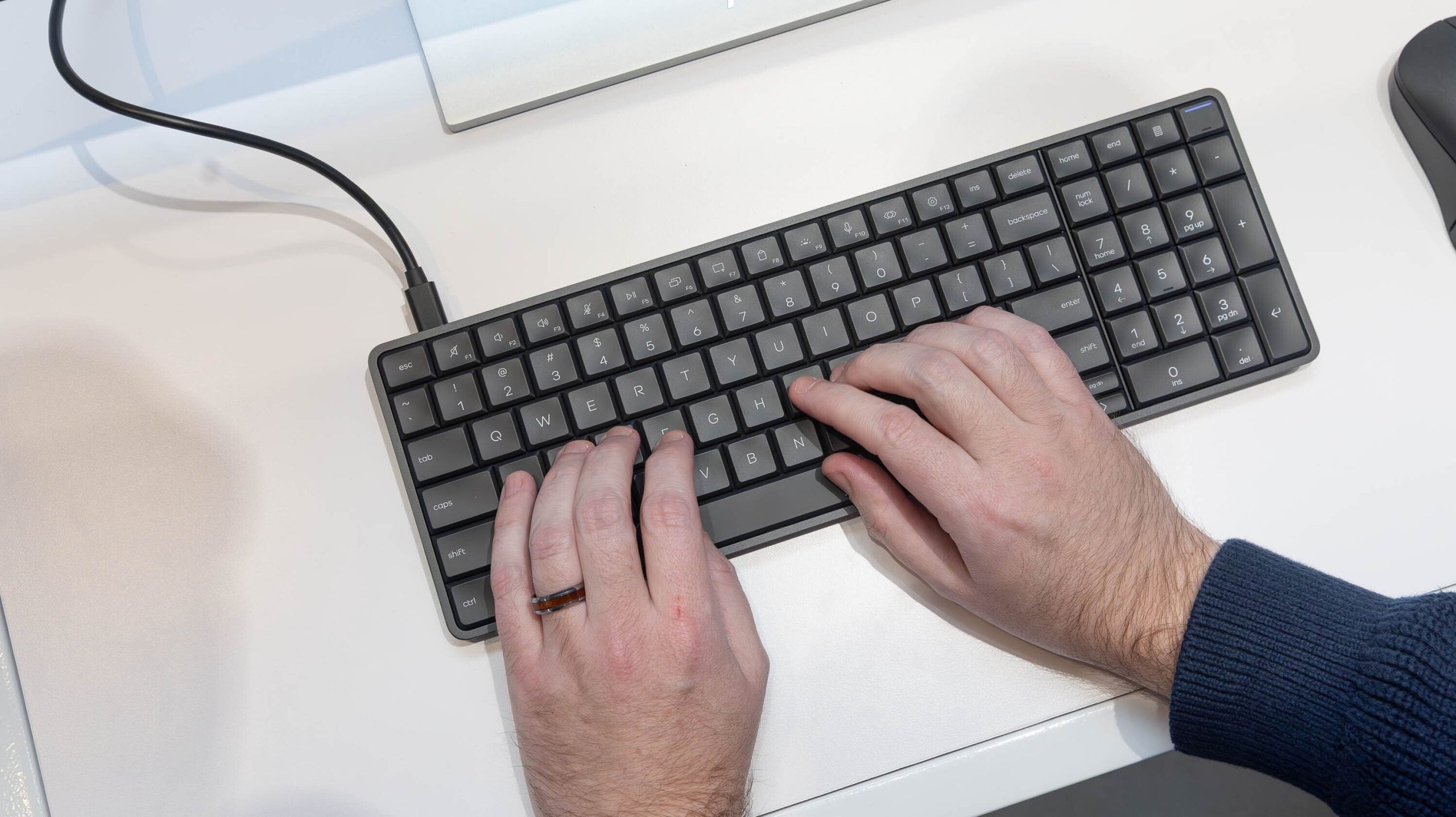 CES 2026: Noutăți despre conceptul de „desktop portabil”