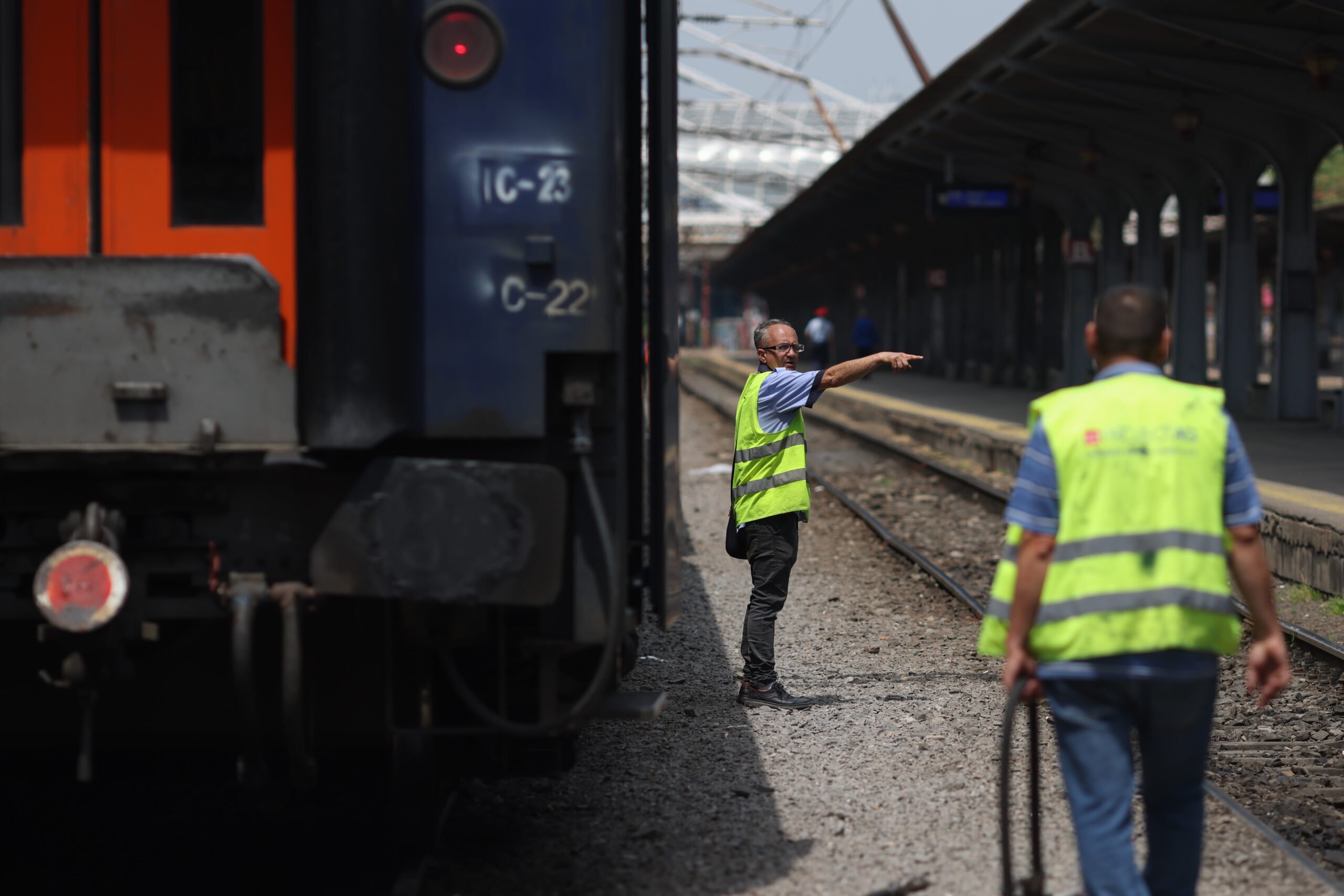 CFR Călători a anunțat recent modificări temporare ale circulației pentru două trenuri internaționale care leagă Bucureștiul de Budapesta, în contextul unor lucrări de infrastructură între stațiile Lugoj și Recaș