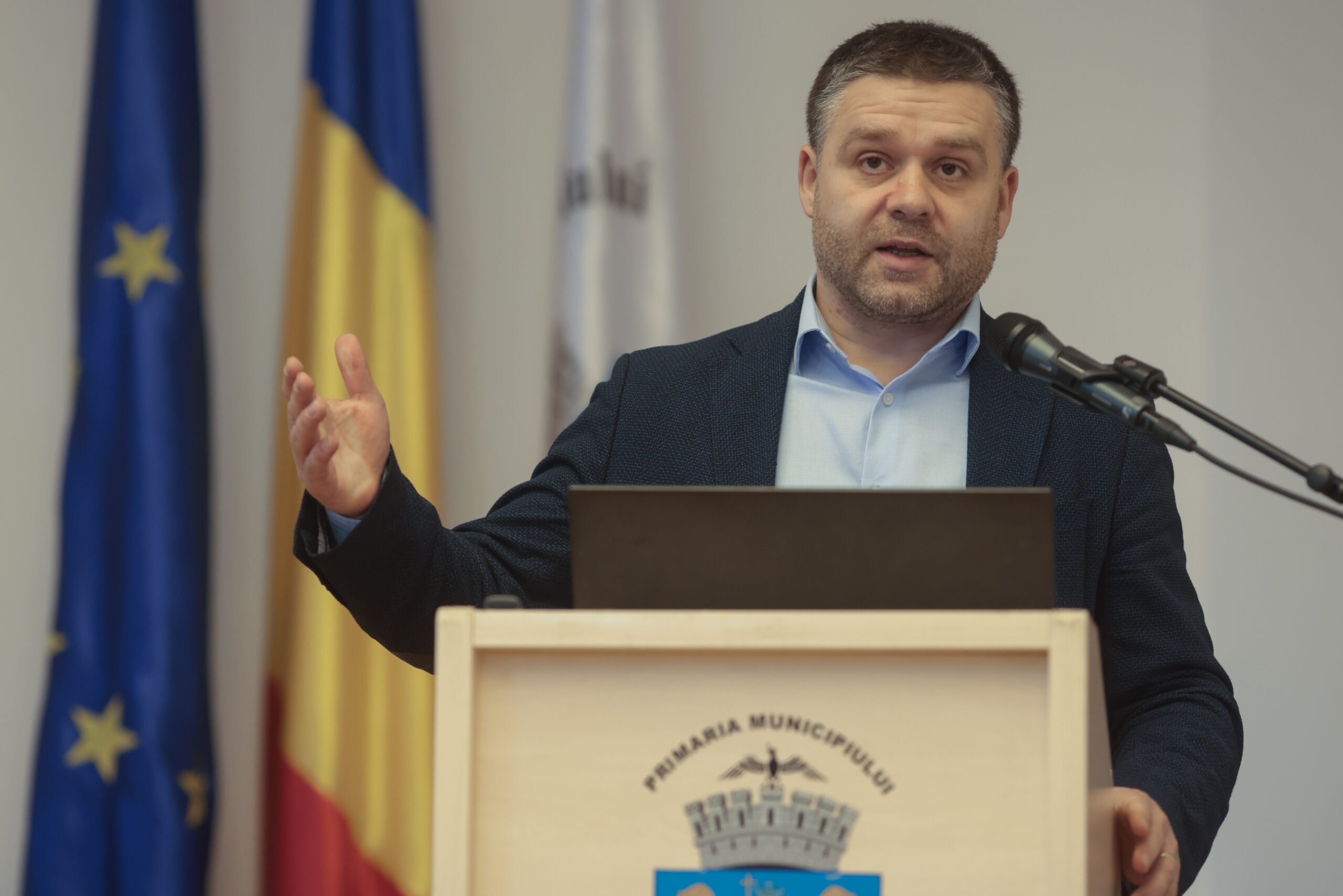 Ciprian Ciucu a construit bulevardul La Fir și promenada Lacul Morii în Sectorul 6, dar a lăsat și controversatul Parc al Liniei
