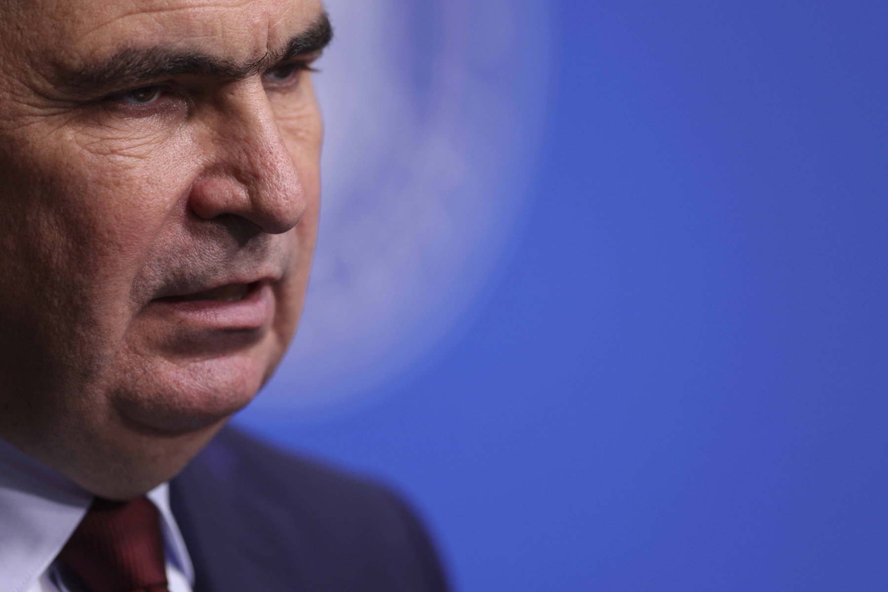 Ilie Bolojan anunță deschiderea unui nou capitol de reforme în sistemul pensiilor militare, pregătit să urmeze pachetul de restructure a administrației publice Într-o declarație făcută vineri, premierul Ilie Bolojan a anunțat oficial planurile Guvernului de a introduce reforma pensiilor militare, o măsură care va fi implementată după ce va fi adoptat pachetul de reformă în domeniul administrației publice