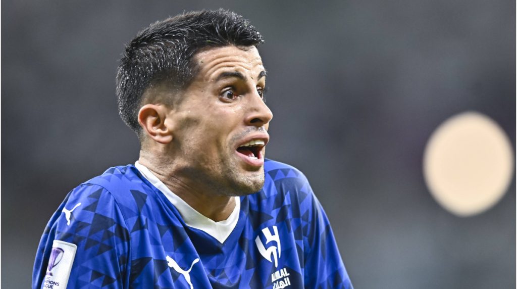João Cancelo pe cale să revină la Barcelona în ciuda ofertei de la Inter João Cancelo, fundașul portughez de 31 de ani, este pe cale să revină în fotbalul european, după o perioadă la Al-Hilal