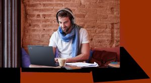 PC-uri cu AI și soluții futuriste pentru munca hibridă