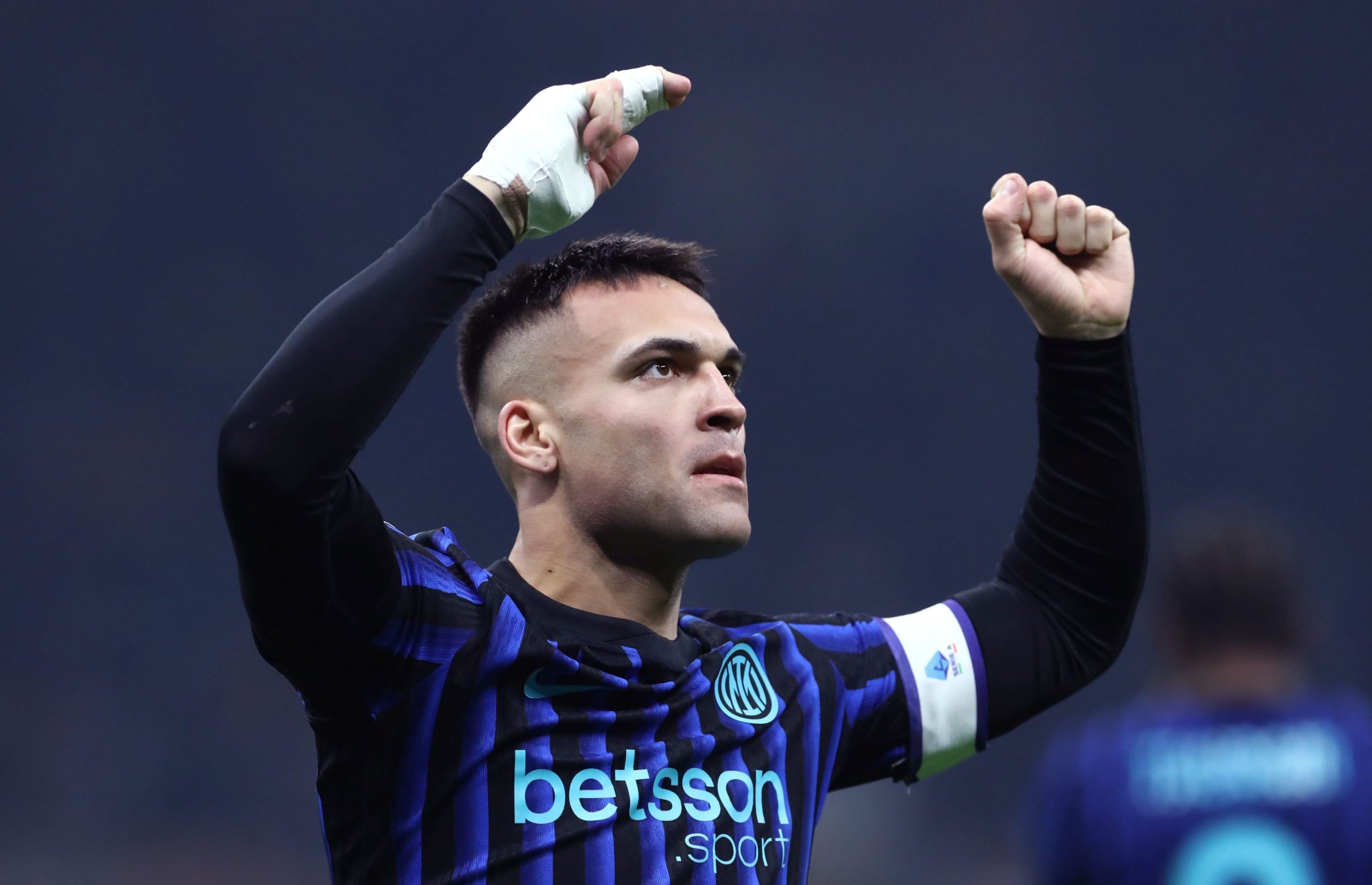 Lautaro Martinez, liderul în ofensiva Interului în confruntările decisive cu Udinese și Arsenal Inter Milano se află în fața unor meciuri cruciale în Serie A și în Liga Campionilor, iar privirile sunt îndreptate către căpitanul Lautaro Martinez