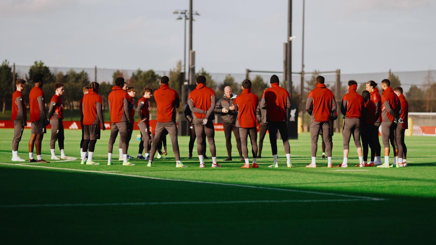 Burnley revine pe teren cu vești îmbucurătoare Burnley se confruntă cu o serie de absențe din lot, dar antrenorul Scott Parker se bucură de întoarcerea unor jucători cheie