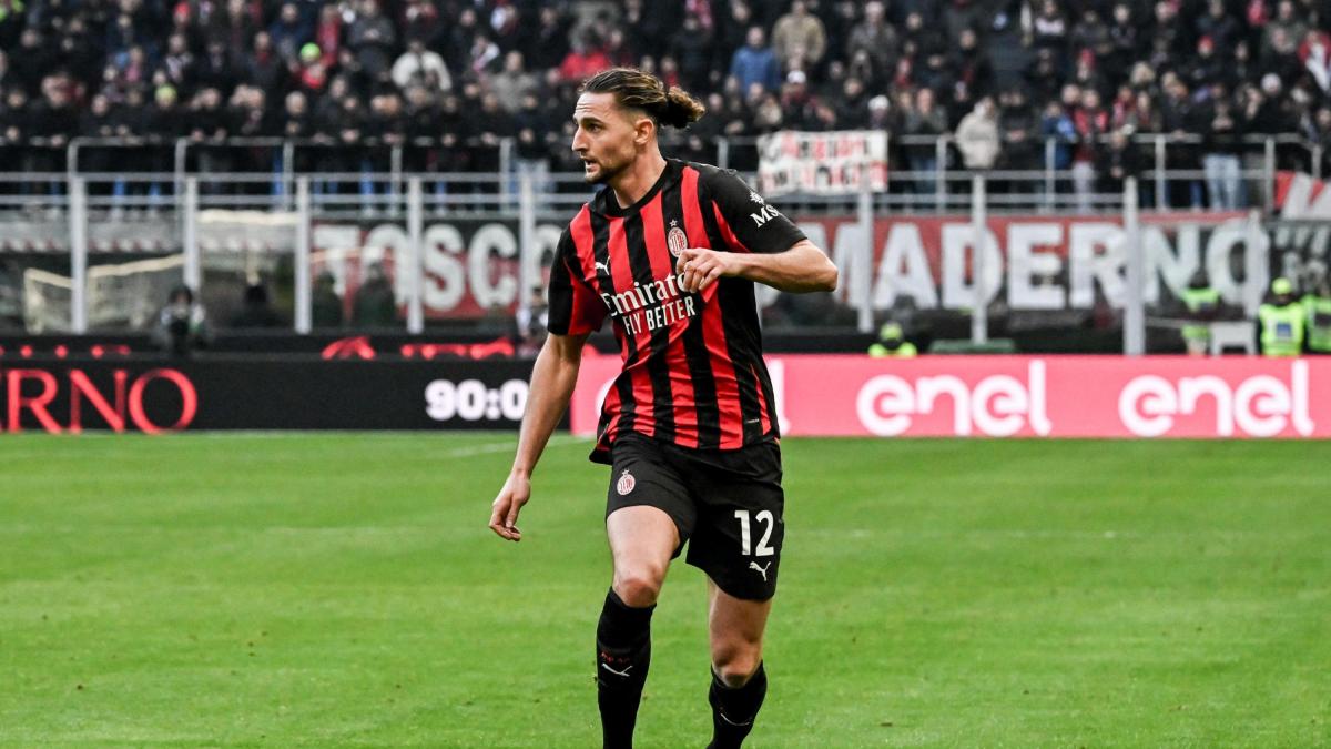 Modificări Strategice la Milan înaintea Duelului cu Fiorentina AC Milan, după o recentă înfrângere surprinzătoare în fața lui Genoa, se pregătește să își revină în confruntarea cu Fiorentina, programată pentru această după-amiază