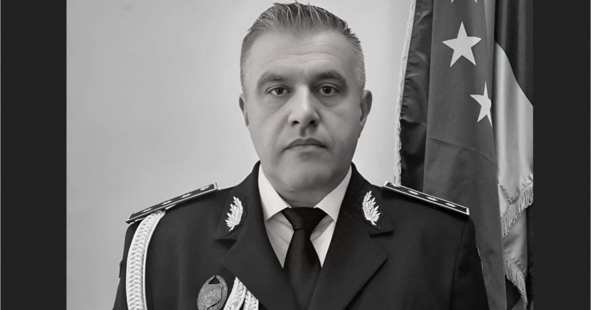 Comisar-şef Marius-Daniel Mîrzacu, găsit mort la birou: pierdere grea pentru IPJ Dolj Inspectorul-şef al Inspectoratului de Poliţie Judeţean (IPJ) Dolj, comisar-şef Marius-Daniel Mîrzacu, a fost găsit decedat sâmbătă, la vârsta de 51 de ani, în biroul său