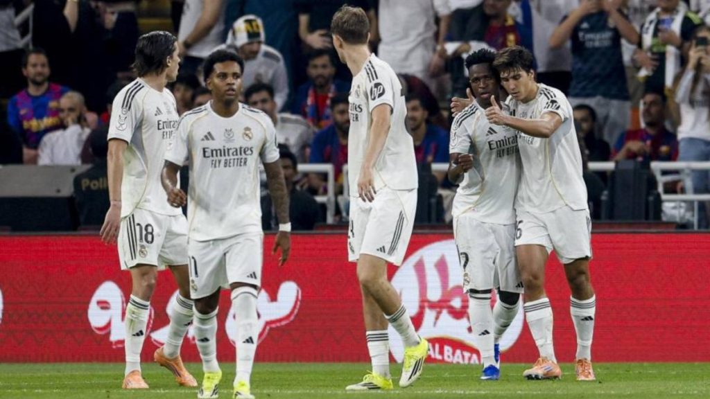 tres goles en ocho minutos cuando el árbitro había dato tres