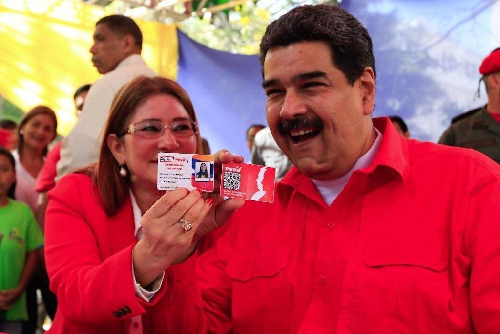Critica unei misiuni internaționale asupra Venezuelei aduce în prim-plan întrebări despre responsabilitatea guvernului de la Caracas Omisiunea specială a Națiunilor Unite pentru drepturile omului a emis un raport dur asupra situației din Venezuela, subliniind că „ilegali­tatea atacului” făcut de Statele Unite împotriva regimului de la Caracas nu ex­cul­de responsabilitatea fostului președinte Nicolas Maduro pentru gravele încălcări ale drepturilor omului care au avut loc în țară