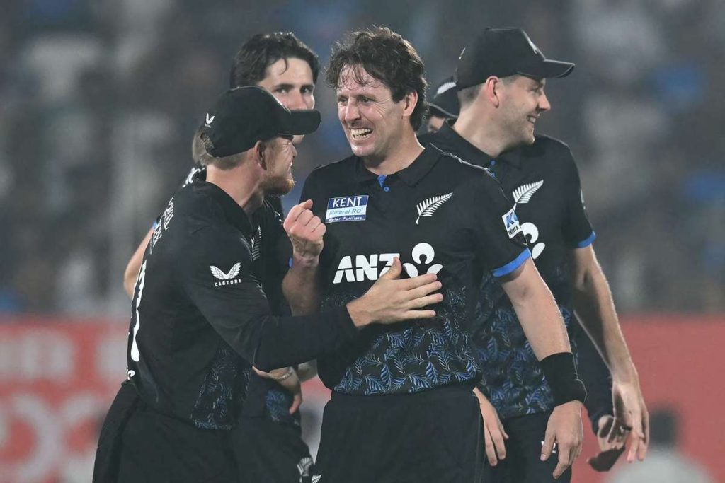 New Zealand thrash India in fourth Twenty20 to end losing streak