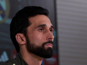 Alvaro Arbeloa dă lovitura la Real Madrid: 11 staruri excluse din lot