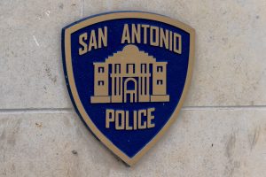 Sindicatul poliției din San Antonio începe negocieri de contract cu orașul
