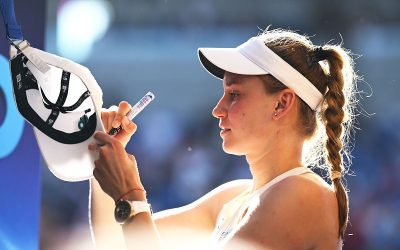 Fără set pierdut până în semifinale la Australian Open, Elena Rybakina a demolat și pe Iga Swiatek: „Sunt foarte calmă”