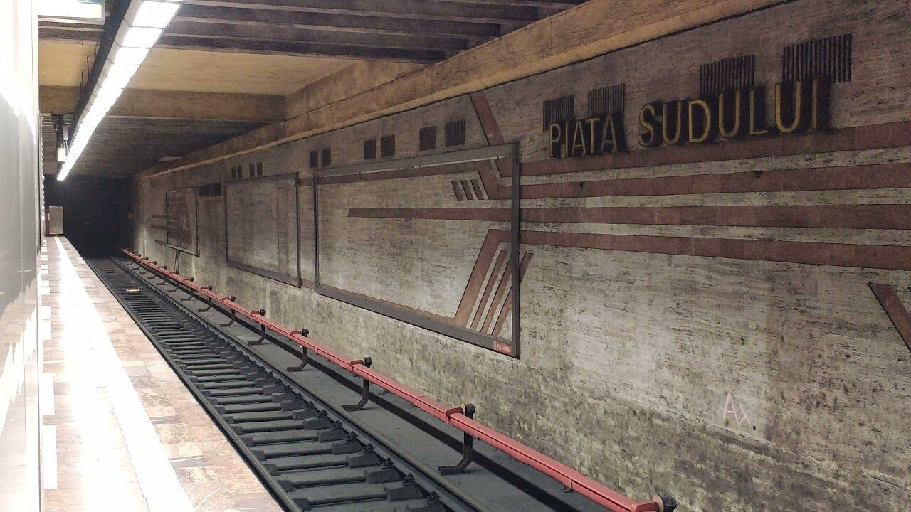 Statia_de_metrou_Piata_sudului_2.jpg
