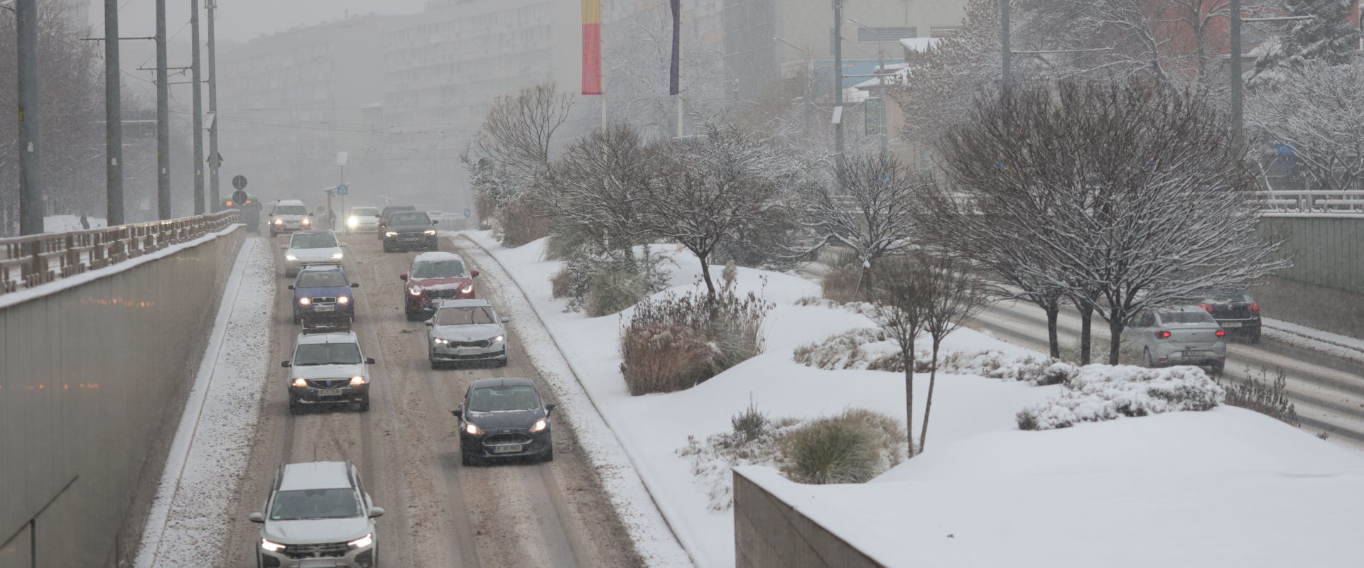 Trafic în condiții de iarnă în Bucureşti. Cum arată prognoza ANM pentru Capitală în acest weekend