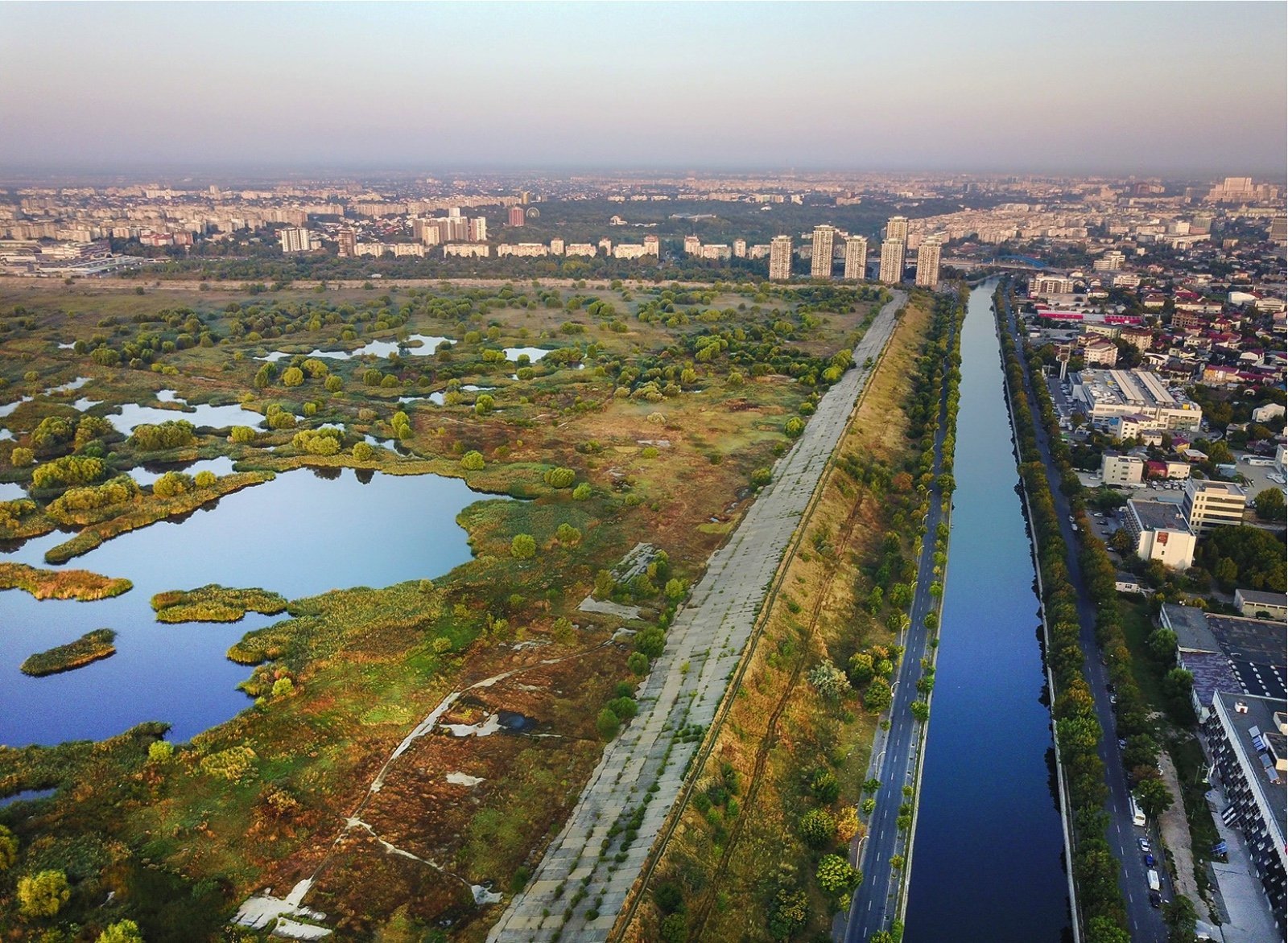 Un nou parc natural ar putea fi înființat în Capitală până în anul 2026, o mișcare care marchează o potențială schimbare semnificativă în modul în care orașul gestionează și apără zonele verzi