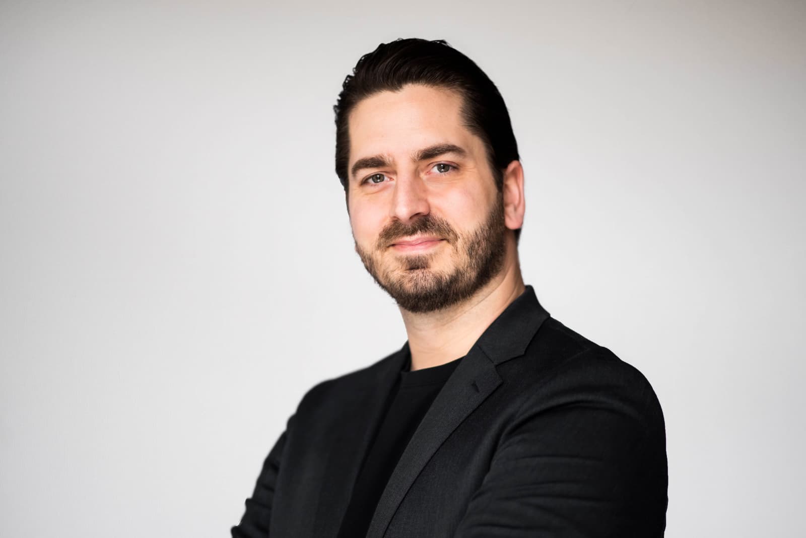 Inteligența artificială își arată deja potențialul de a revoluționa modul în care sunt gestionate evenimentele mari, de la conferințe și târguri până la seminarii de mai zile