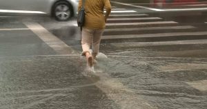 Gerul se retrage, ploile aduc primăvara în câmpie, viscol pe munte