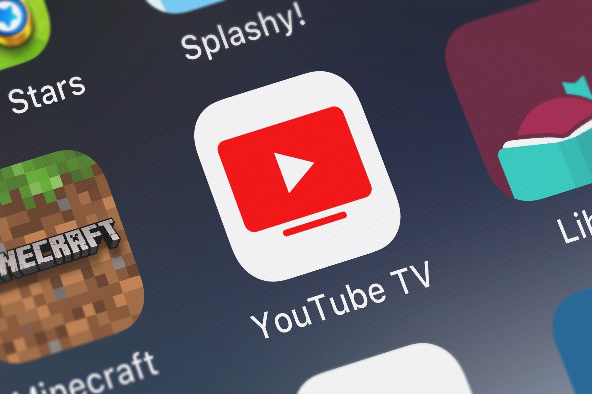 YouTube TV pe cale să depășească Comcast YouTube TV se află la un pas de a deveni al doilea cel mai mare furnizor de servicii de televiziune în direct din Statele Unite, depășind Comcast