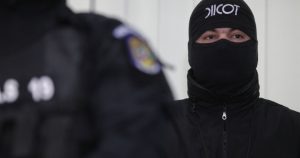 Asasinate la comandă: O rețea descoperită în Marea Britanie, doi români audiați