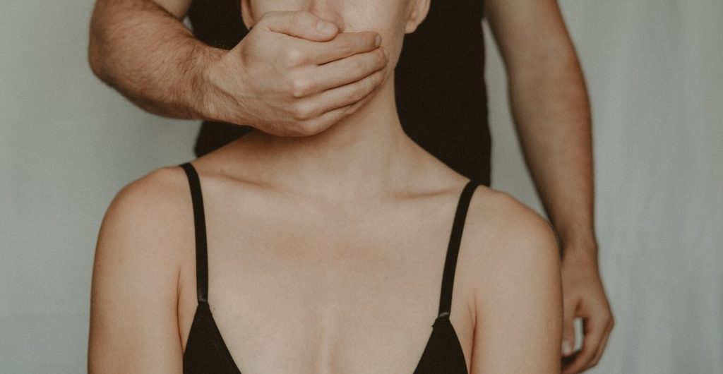 agresiune-sexuala-hartuire-e1681652729728.jpg