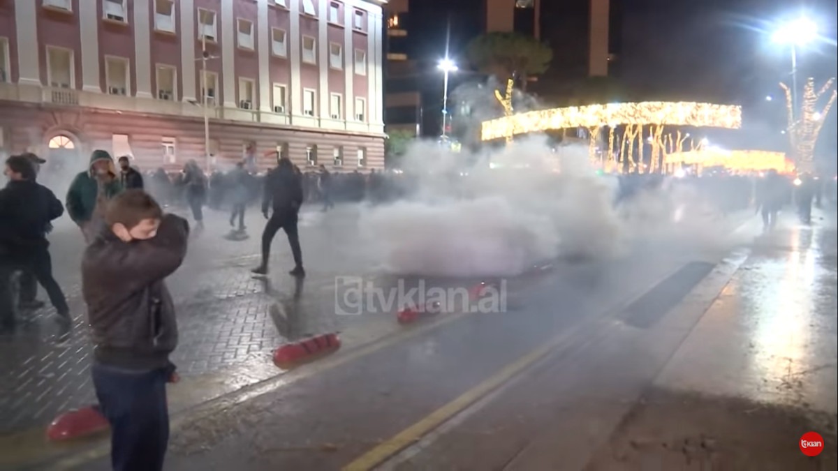 albania-protest.jpg