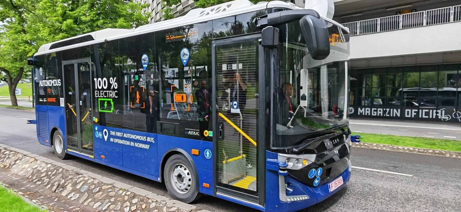 Primăria Arad intenționează să revoluționeze transportul public local, anunțând luni că va oferi gratuitate pentru toate traseele de tramvai și autobuz, o măsură cu impact major pentru locuitorii orașului