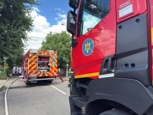 Incendiu în Sectorul 5: Polițiștii de la Secția 24 au intervenit și au salvat victime