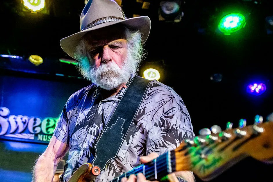Veteranul muzicii rock, Bob Weir, legendă a trupei Grateful Dead, a murit la vârsta de 78 de ani, confirmând sfârșitul unei epoci