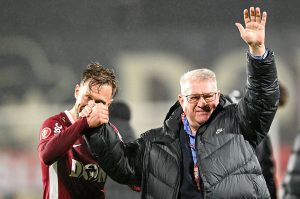 CFR Cluj deschide porțile: Pancu îi lasă pe doi jucători acasă!