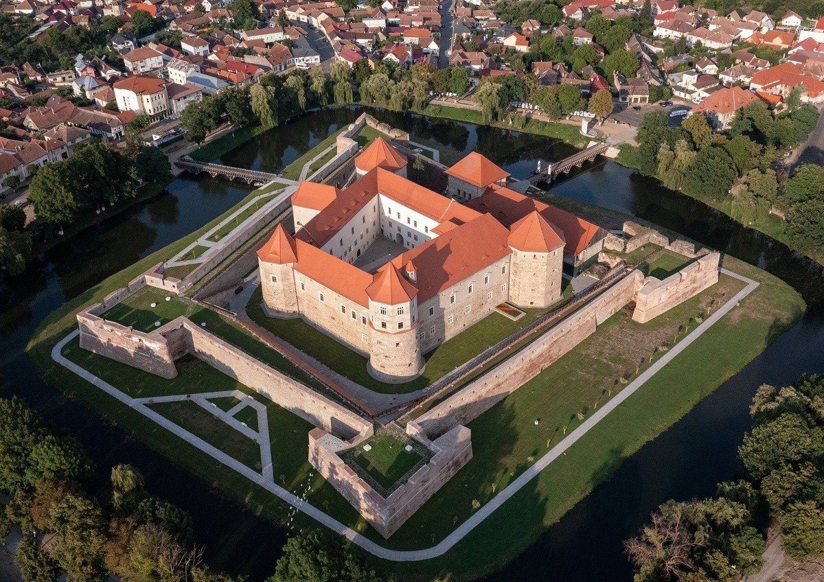 Primăria Făgăraș primește o finanțare europeană pentru a transforma orașul într-un parc tematic unic, ce va include o hartă detaliată a României, întinzându-se pe o suprafață de peste două hectare