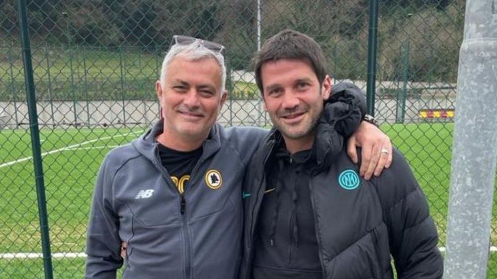 chivu-mourinho.jpg