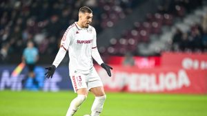 Costel Gâlcă confirmă: Denis Ciobotariu va rămâne la Rapid