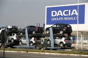 Dacia lansează un nou model în România și extinde producția