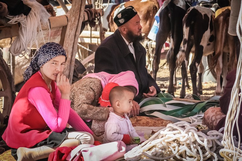 Raport ONU acuză China de muncă forțată impusă minorităților uigure și tibetane în Xinjiang și alte regiuni Acuzații grave ies la iveală din nou în legătură cu situația din China, după ce Raportorii ONU au lansat joi un avertisment dur privind practicile autoritare ale Beijingului în privința minorităților etnice