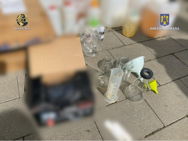 Un tânăr din Cluj-Napoca a fost pus oficial sub acuzare într-un dosar care vizează trafic de substanțe dopante, într-un caz care scoate la lumină practicile ilegale din lumea sportului și nu numai
