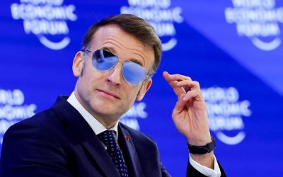 emmanuel-macron-ochelari-de-soare.jpg