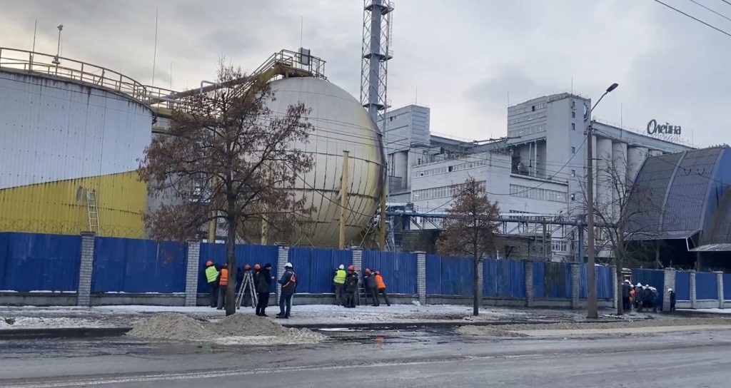 Atac deliberat asupra unei fabrici de ulei din Dnipro: un semnal clar al tensiunii sporite în estul Ucrainei O companie americană de renume, Bunge, a avut parte de o lovitură dură în urma unui atac rusesc asupra instalațiilor sale din Dnipro, oraș aflat în centrul conflictului din Ucraina