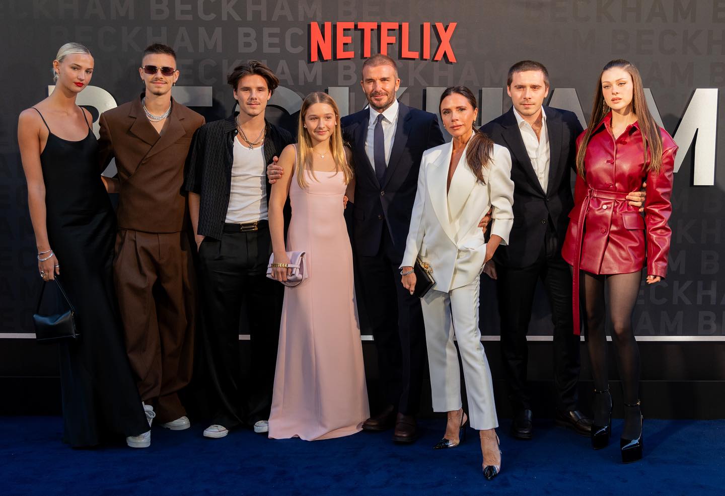 „Brandul Beckham” este pe primul loc: declarația surprinzătoare a fiului cel mare al cuplului celebru a stârnit discuții despre drepturile de autor asupra numelui familial Săptămâna aceasta, lume mondenă și mass-media au fost martore la o declarație care a adus în prim-plan o temă adesea evitată în familie: granița dintre viața personală și imaginea publică
