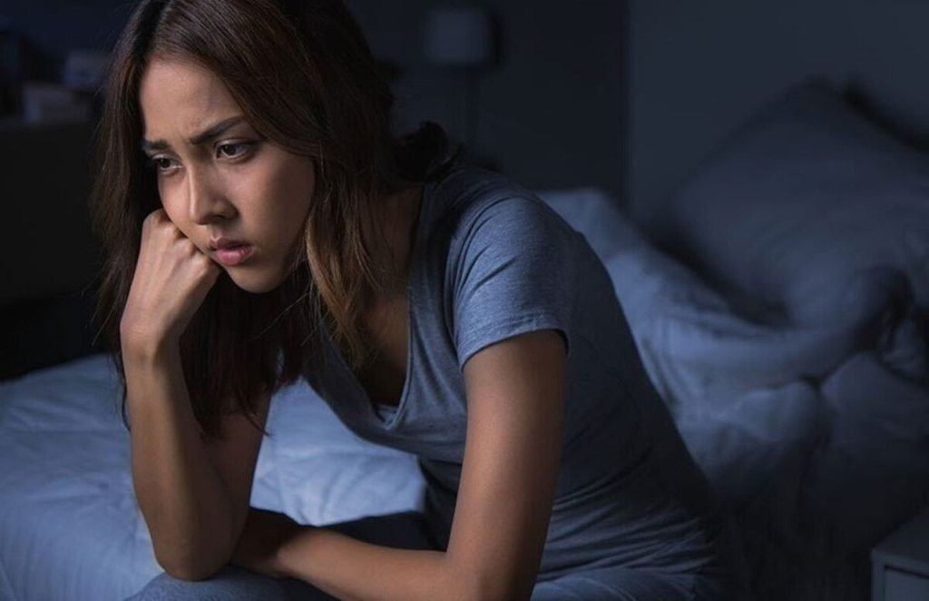 Trezirea frecventă în timpul nopții, între orele 2:00 și 4:00 dimineața, poate fi un semnal de alarmă pentru sănătatea fiecăruia