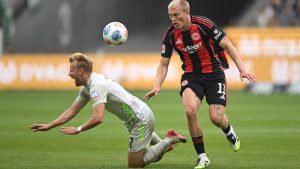 Eintracht pune presiune pe Bremen înainte de startul returului