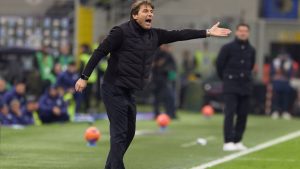 Antonio Conte, eliminat în fața lui Cristi Chivu în Inter – Napoli, după o decizie VAR contestată