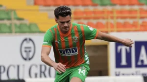 Ianis Hagi, exclus din lotul pentru meciul cu Fenerbahce! Ce s-a întâmplat?