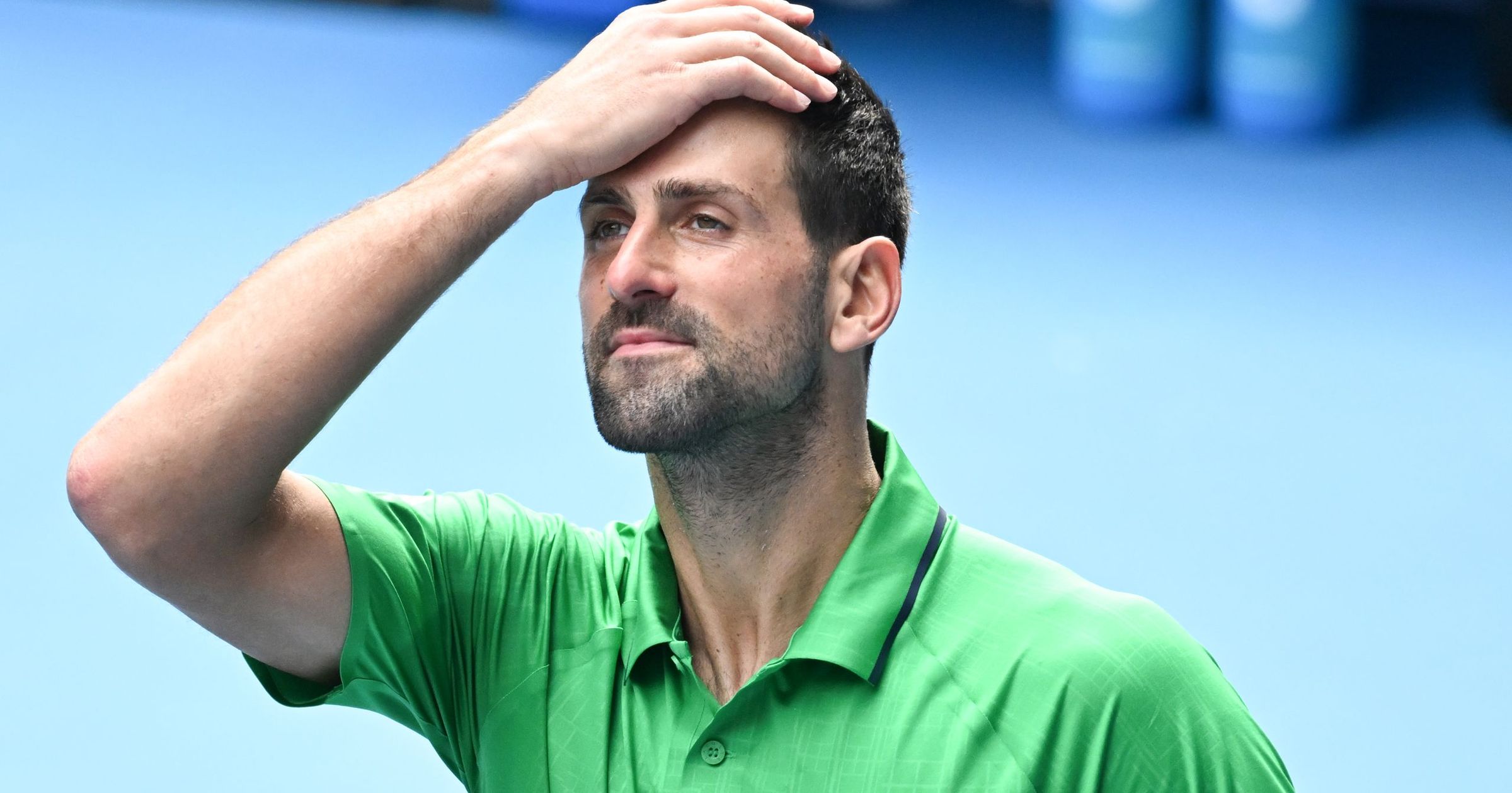 Djokovic, sub presiunea favorită a semifinalelor Novak Djokovic se află încă în cursa pentru un nou titlu la Australian Open 2026, unde se pregătește să înfrunte un alt tânăr talent, Jannik Sinner