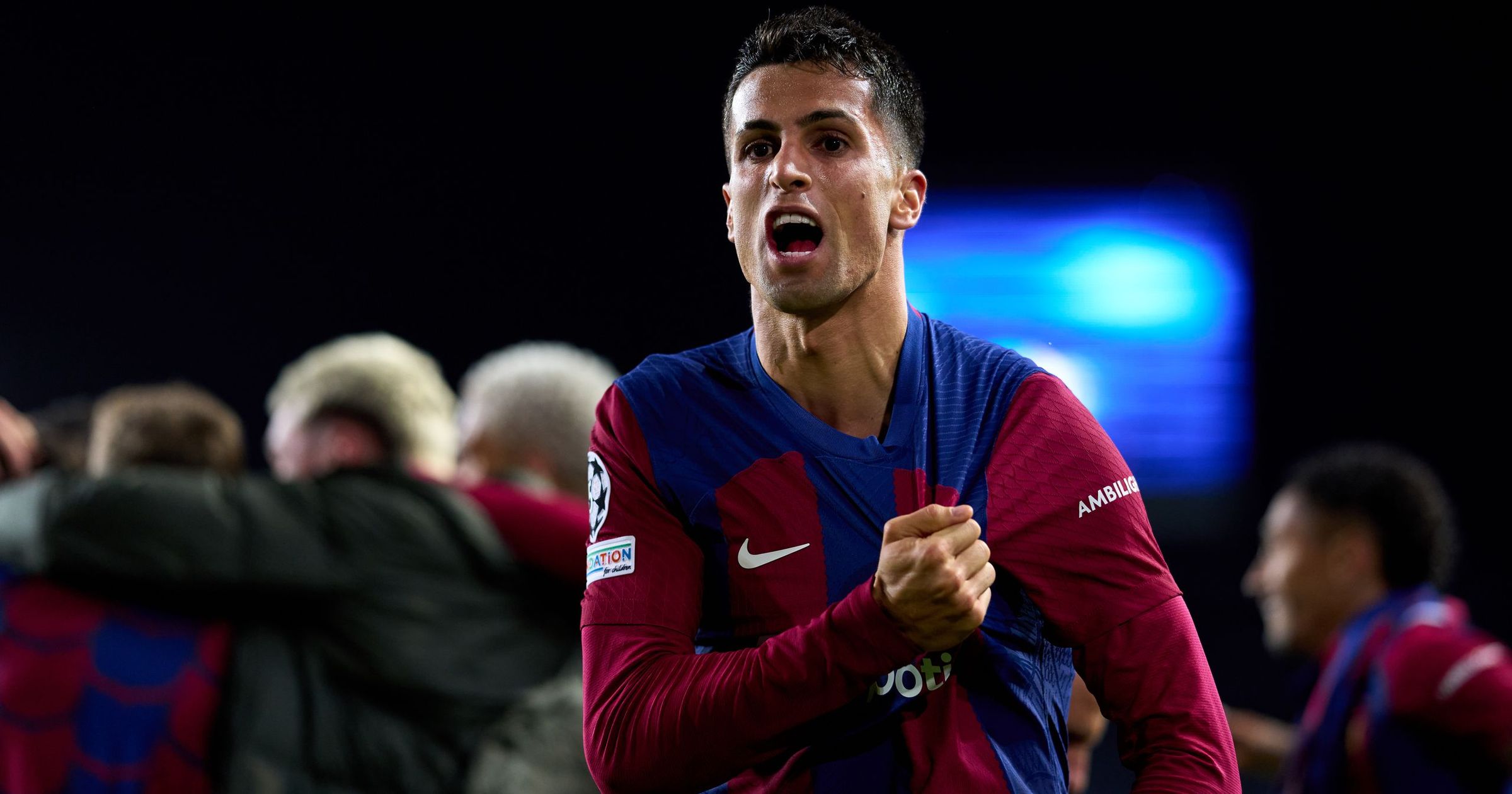 Lupta pentru semnătura lui Joao Cancelo se intensifică Inter și Barcelona sunt în pragul unei competiții acerbe pentru obținerea semnăturii internaționalului portughez Joao Cancelo